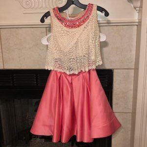 Tony Bowls Semi-Formal Pink White Lace Pearls sz2
